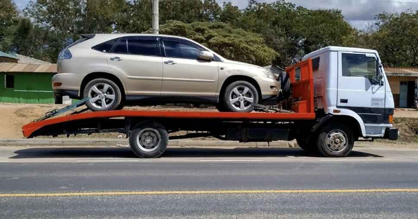 Long-distance towing and vehicle transport service in Calexico, CA